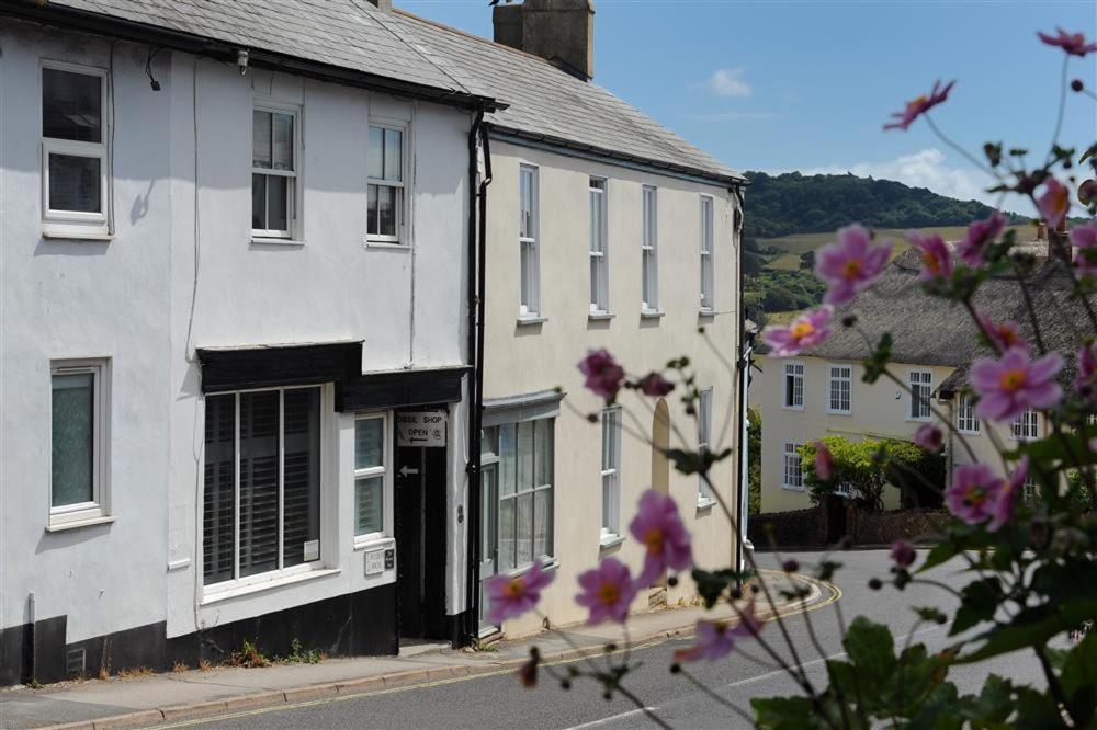 Waterloo Place Charmouth